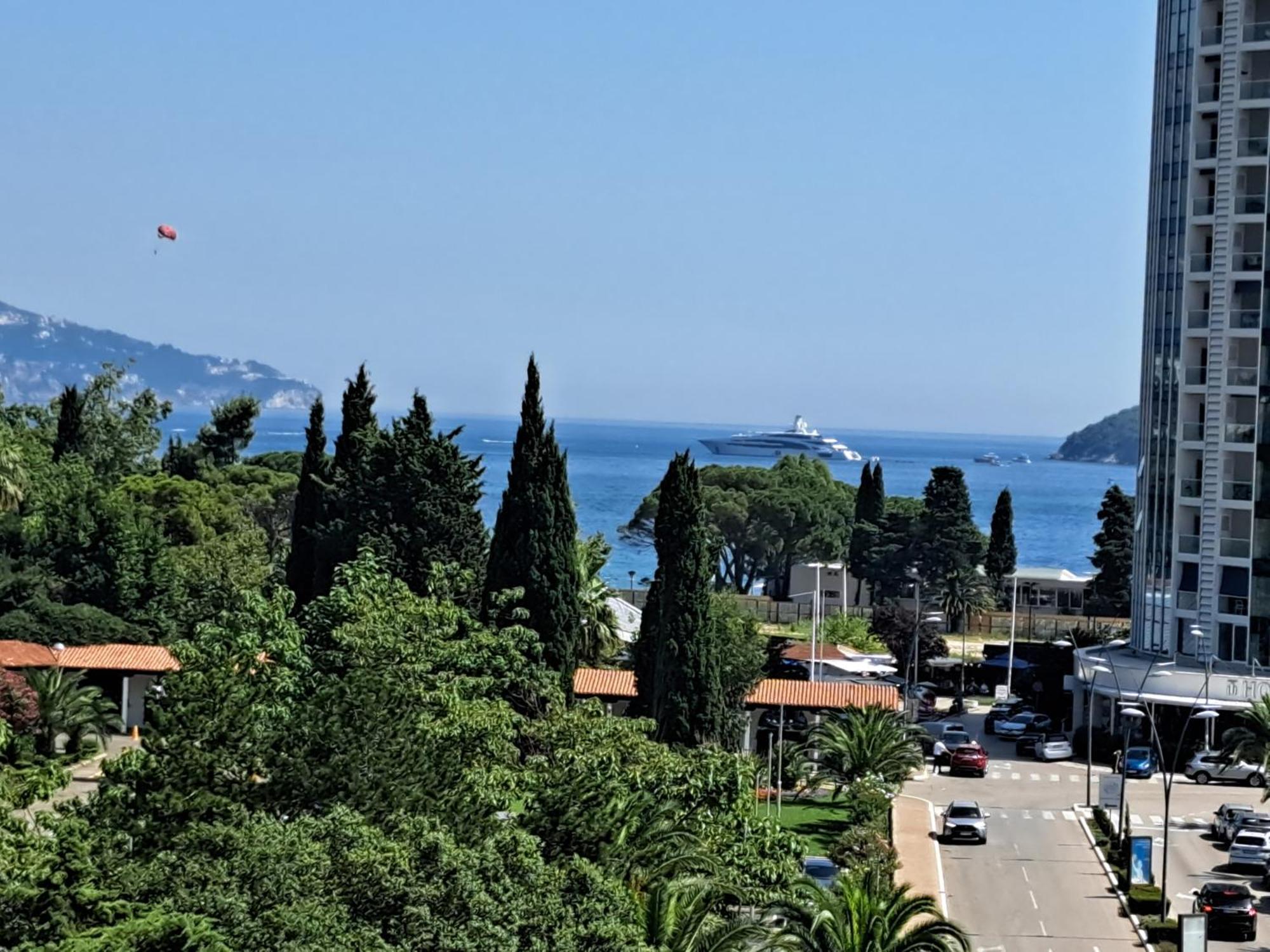 Apartment Invictus Magical View Budva